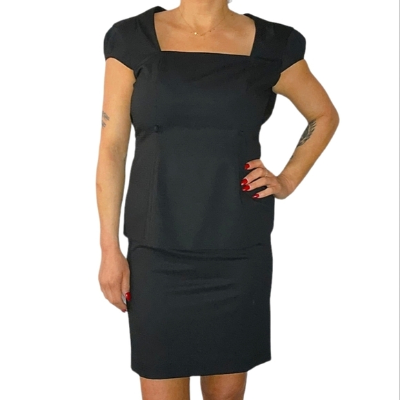 Evan-Picone Size 4 Black Peplum Midi Dress Pleated - Picture 1 of 6